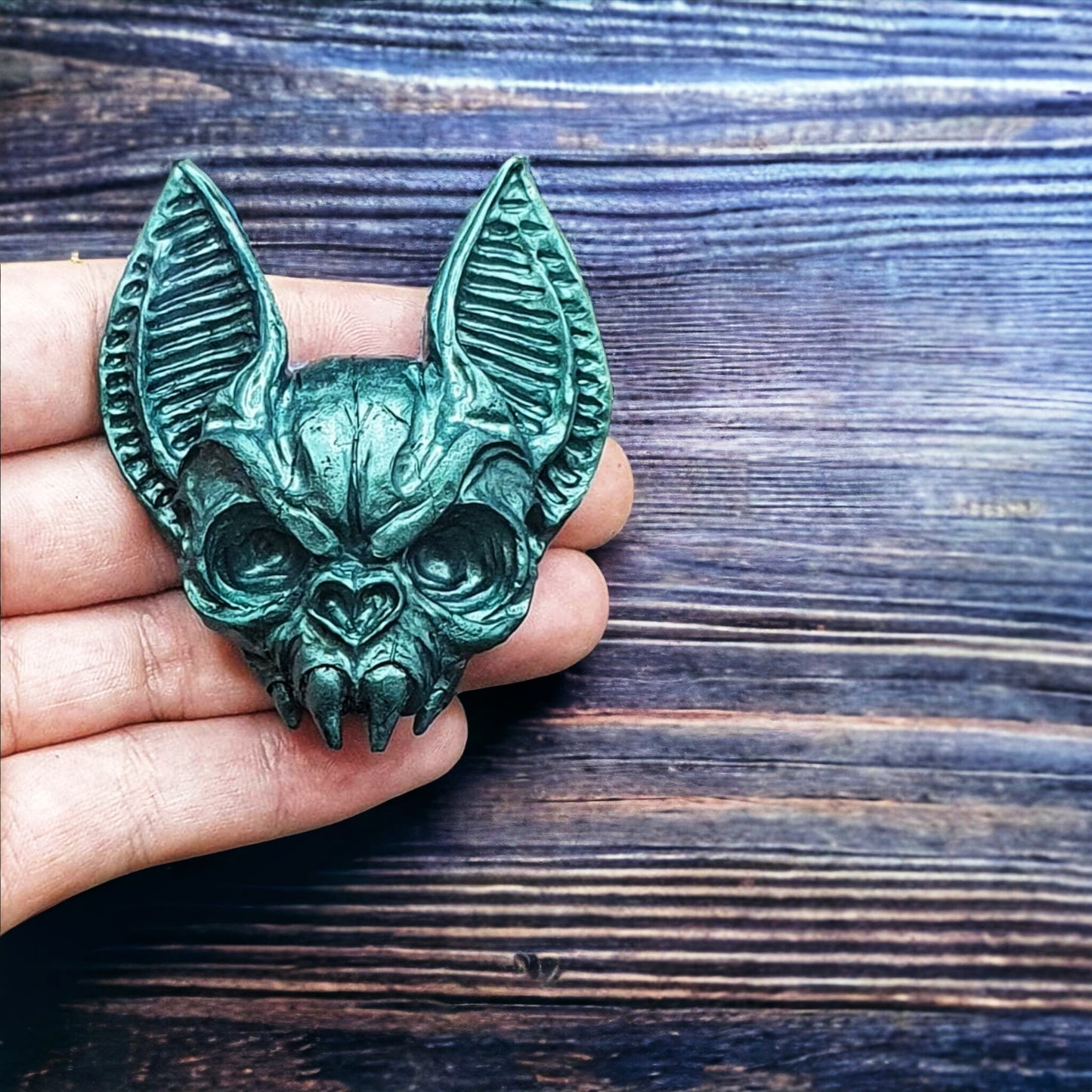 Green Bat Skull fridge Magnet,Resin Skull Keychain, Bat Necklace,Gothic Magnet,Black Resin keyring,Gothic Gifts,Cute Gifts,Gothic Home Decor